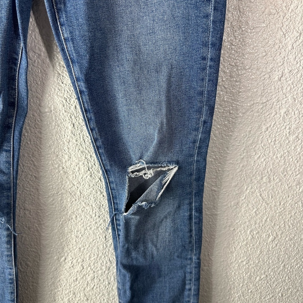 Lovers + Friends Ricky Low Rise Skinny Jeans Ripped In Marabella Size 27 - Picture 4 of 9